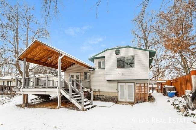 Building Photo - 785 E 650 S
