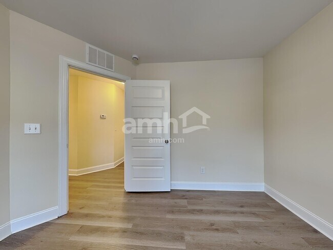 Building Photo - 336 Plott Hound Ln