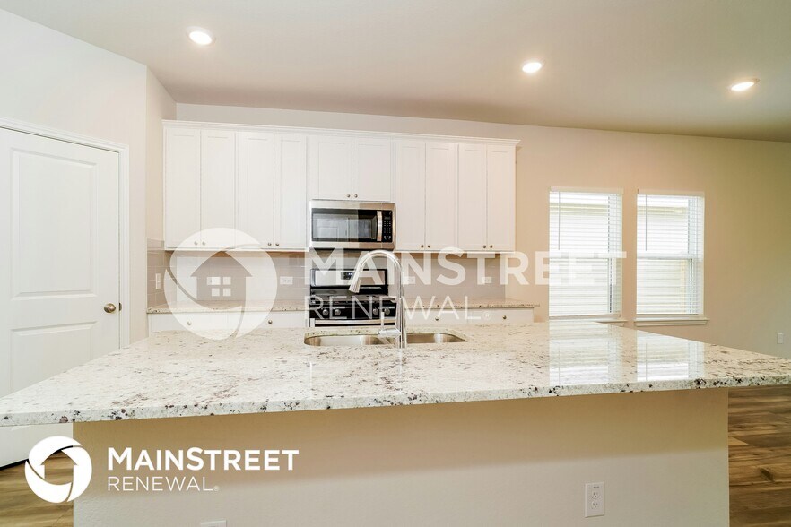 Building Photo - 110 Babblebrook Way