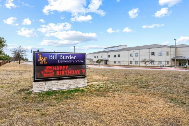 Building Photo - 208 Rock Hound Ln