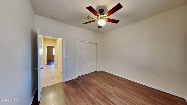 Building Photo - 3002 E Jeanette Ct