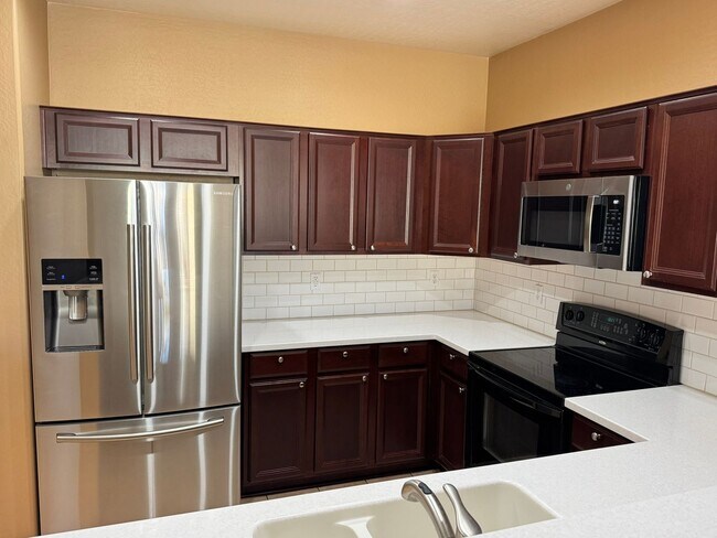 Building Photo - Beautiful 4-bedroom, 2-bath single-story home with Fully Landscaped Backyard