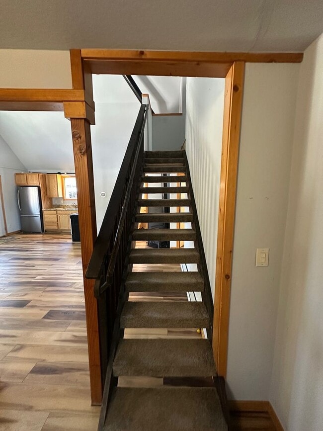 Building Photo - Conveniently Located Two Bed + Loft, Backs to Pond and Trails