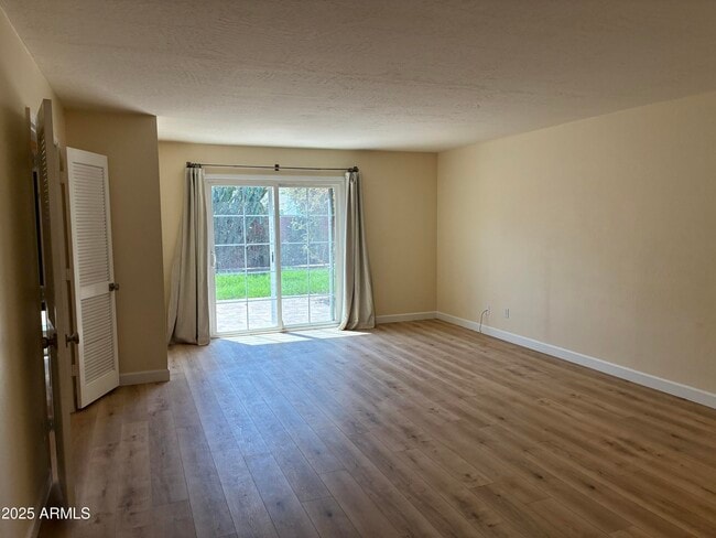 Building Photo - 8437 E San Benito Dr
