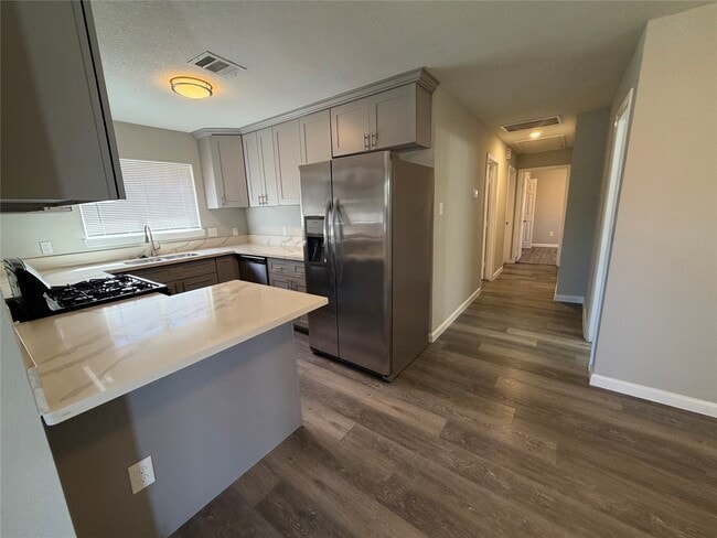 Building Photo - 14830 Hiram Clarke Rd