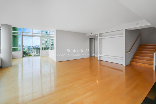 Building Photo - 1388 Gough St