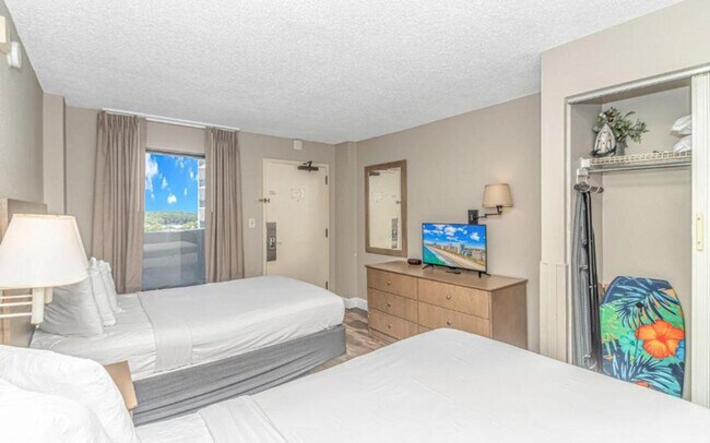 Building Photo - 1501 S Ocean Blvd