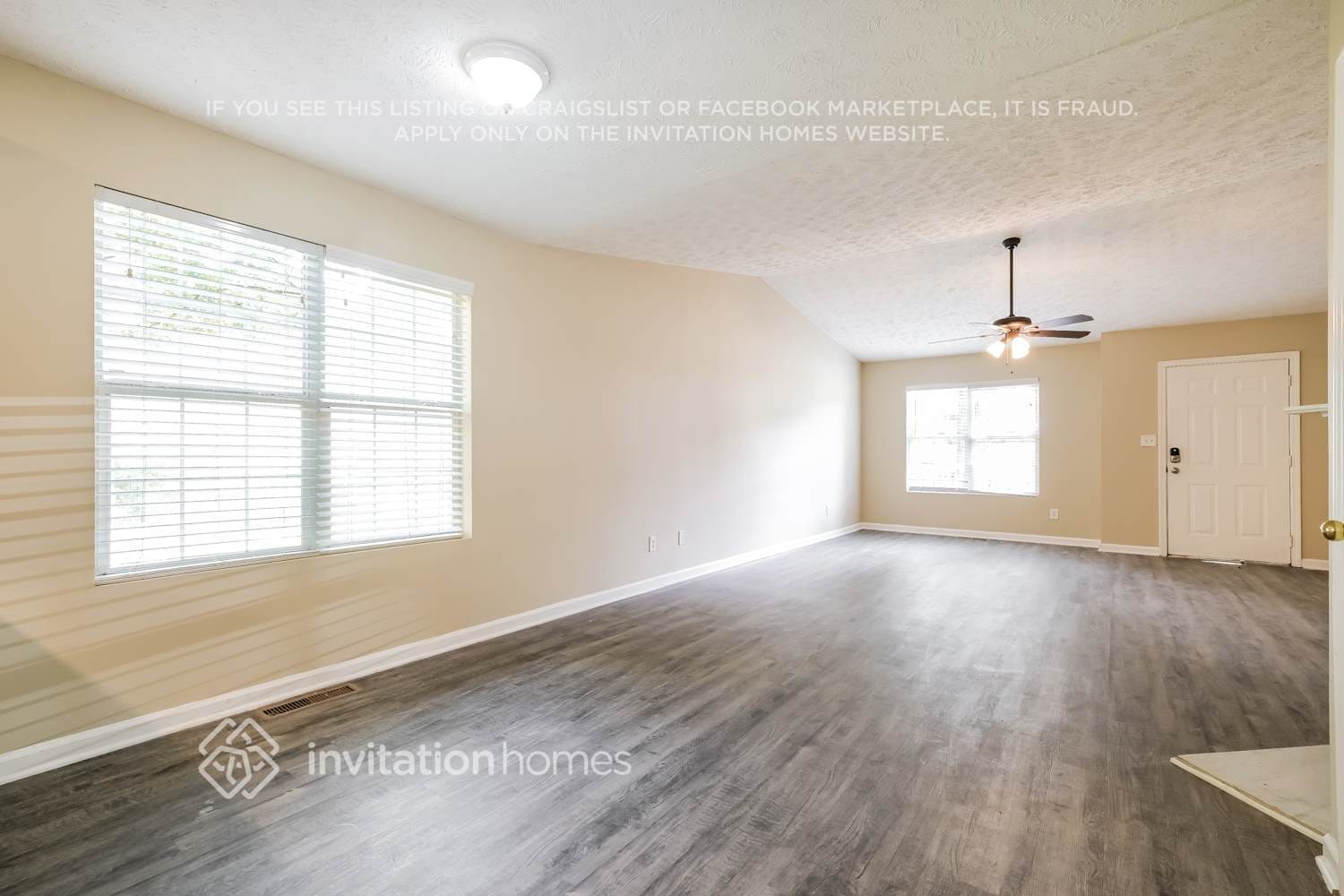 Building Photo - 5245 Hillcrest Glenn Dr