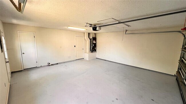 Building Photo - 1073 Leeward Dr