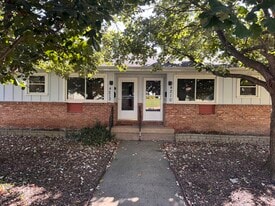 Building Photo - 4210 N Columbus Ave