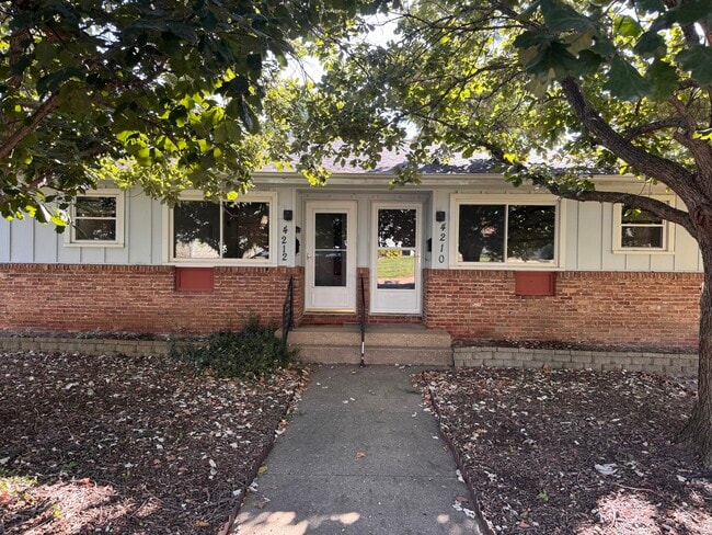 Building Photo - 4210 N Columbus Ave