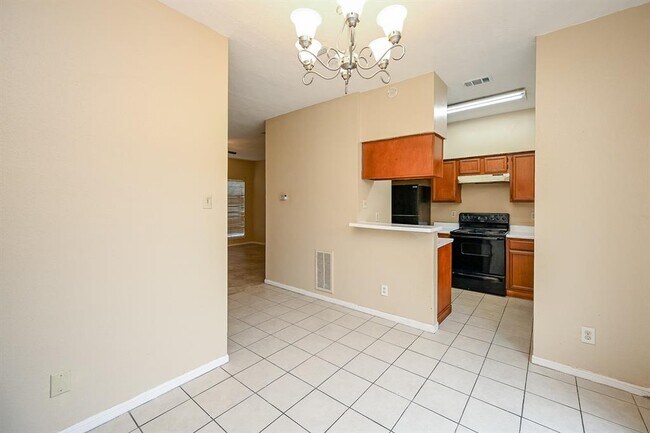 Building Photo - 12300 Brookglade Cir