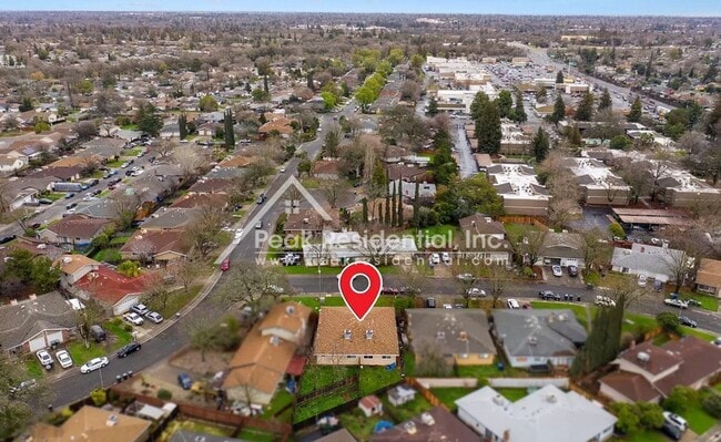 Building Photo - Updated 2bd/2ba Foothill Farms Duplex With 1 Car Garage