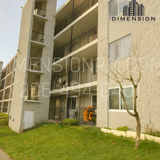 Building Photo - Christine Apartments