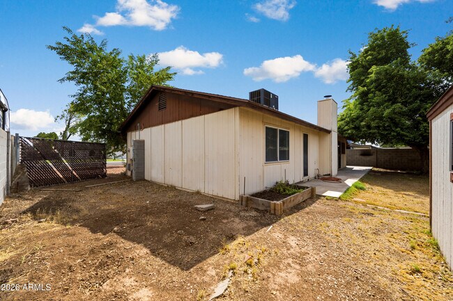 Building Photo - 8520 W Alice Ave