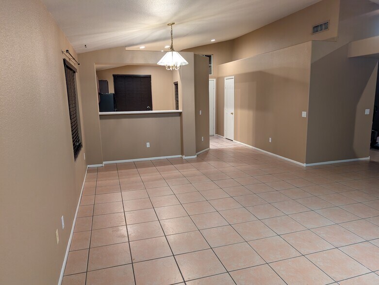 Great Room - 10430 W Orange Dr