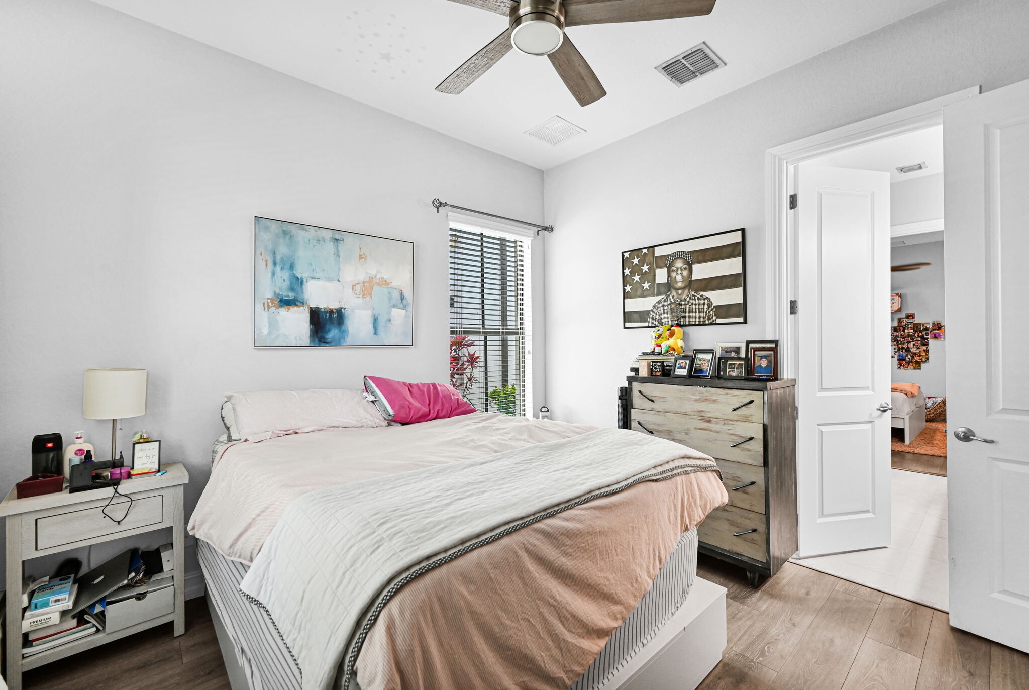 Building Photo - 8855 Watercrest Cir W