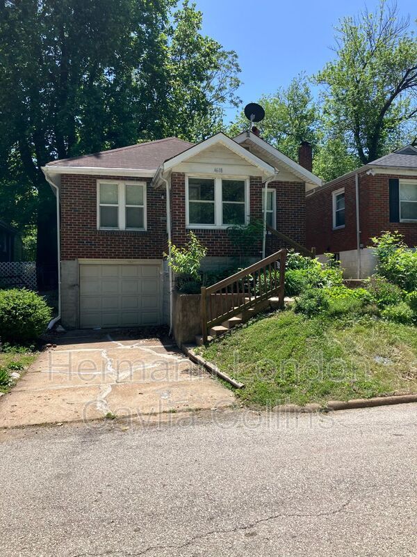Primary Photo - 4618 June Ave