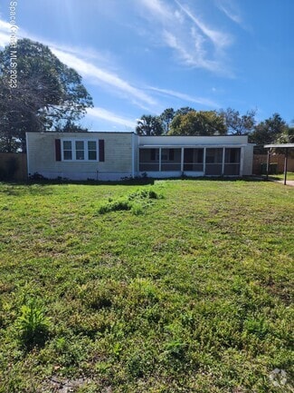 Building Photo - 388 MacArthur Cir