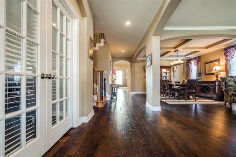 Building Photo - 905 High Meadow Rd