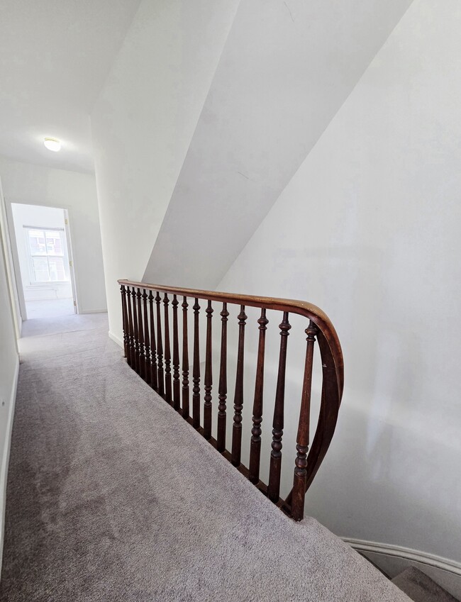 Building Photo - 21 S 4th St