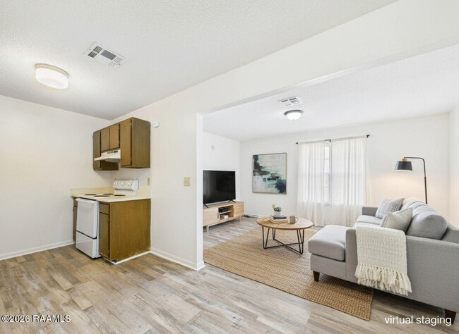 Building Photo - 208 Vieux Orleans Cir