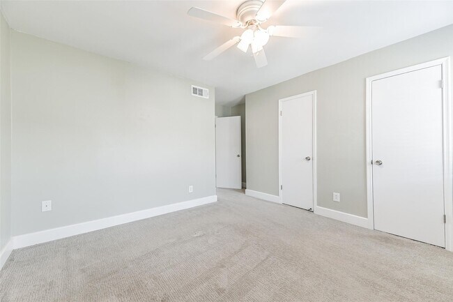 Building Photo - 14723 Barryknoll Ln