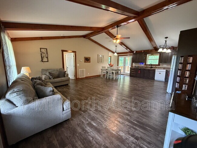 Building Photo - 314 Neal Dr