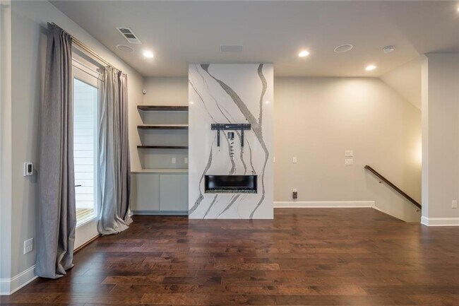 Building Photo - 4216 Deming Cir