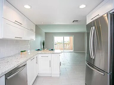 Building Photo - 7940 E Camelback Rd