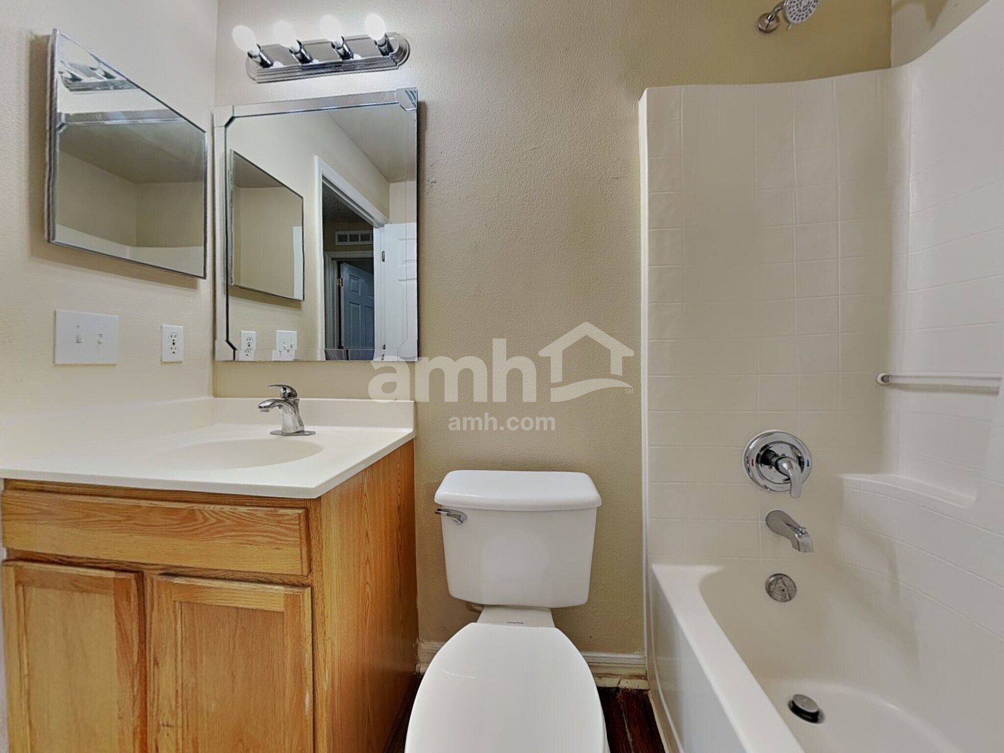 Building Photo - 2063 Corner Meadow Cir