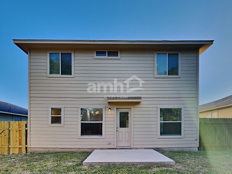 Building Photo - 10815 Canter Spur