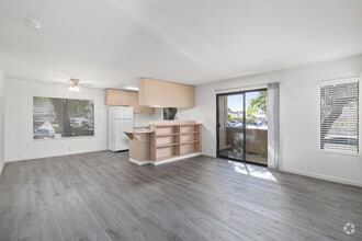 Building Photo - Esprit Villas