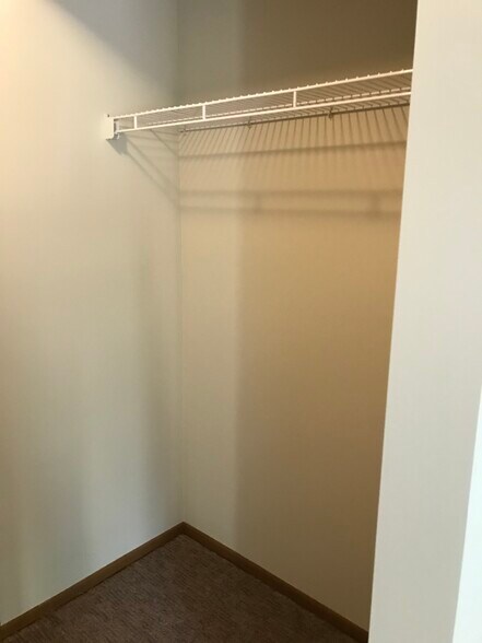 Master Closet - 1389 Berry Ridge Rd