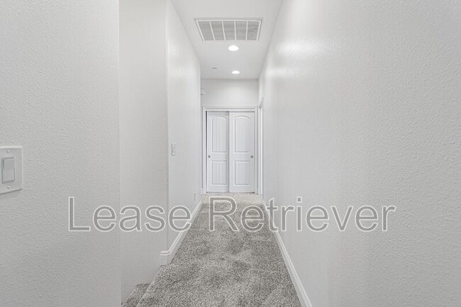 Building Photo - 2160 N Stokes Ct