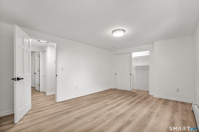 Building Photo - 112 Woodbine St