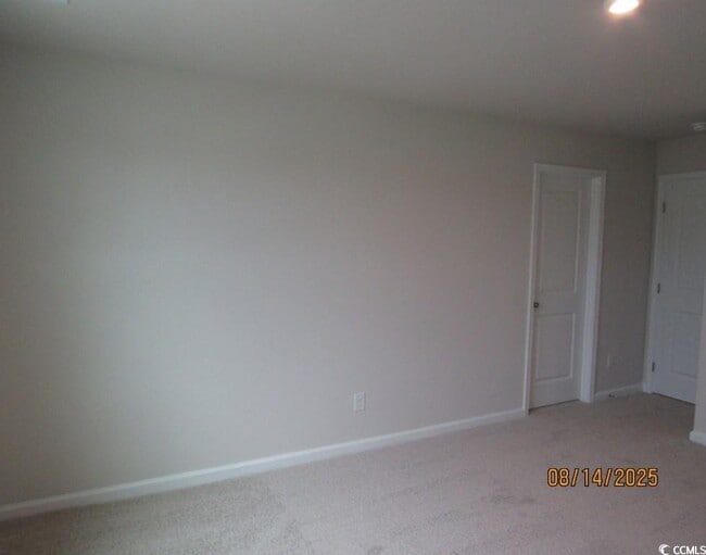 Building Photo - 3006 Northwest Dr