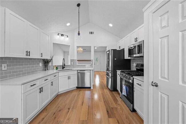 Building Photo - 367 Ayelsbury Ct