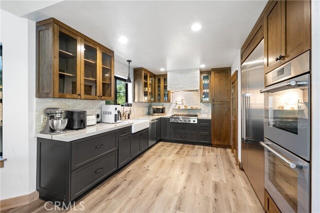 Building Photo - 595 Waterford Ave