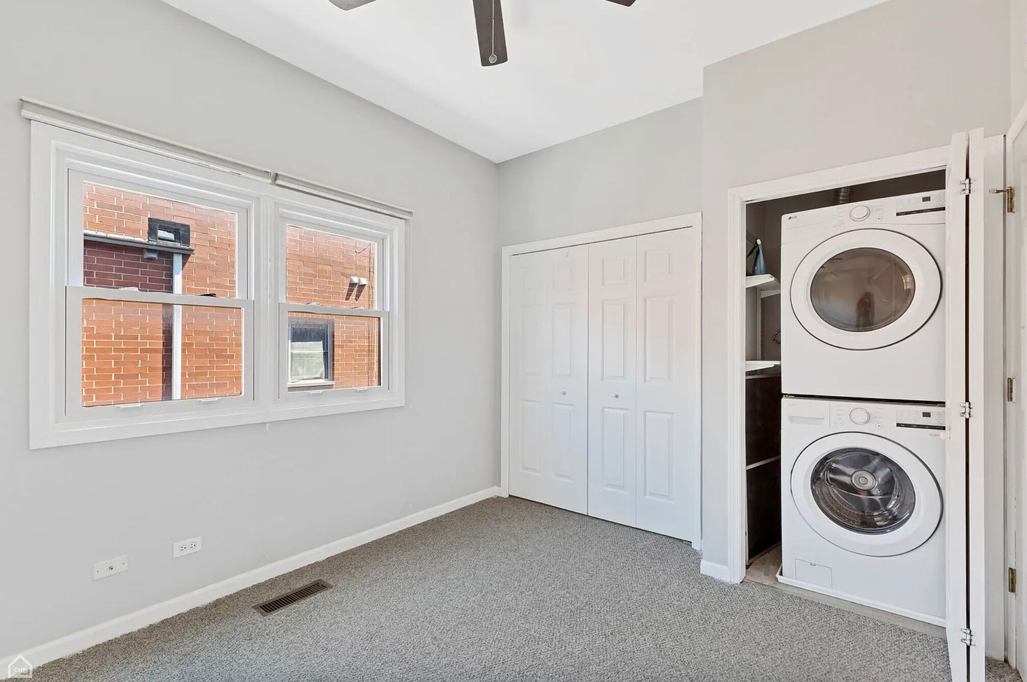 Building Photo - 855 W Erie St