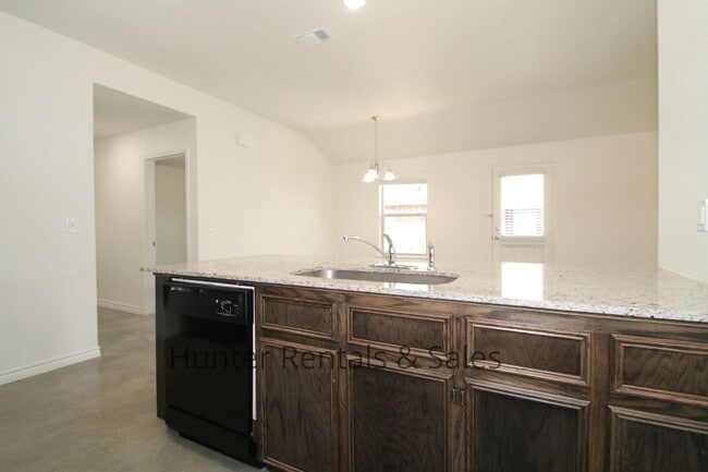 Building Photo - North Killeen Three Bedroom!