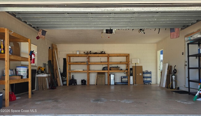 Building Photo - 315 Oahu Dr
