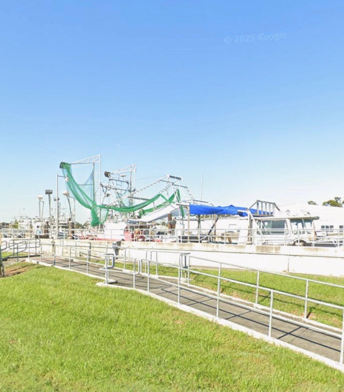 Building Photo - 1240 Avenue A