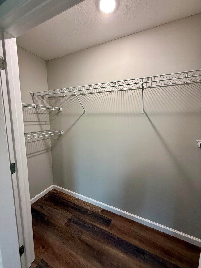 Building Photo - 107 Losey St