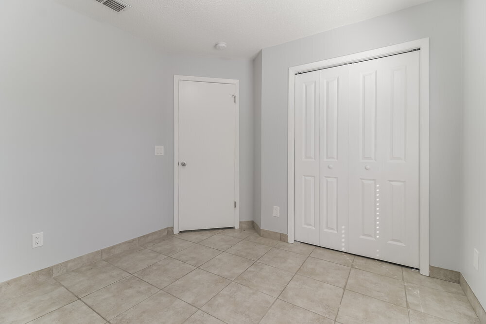 Building Photo - 9782 Piney Point Cir