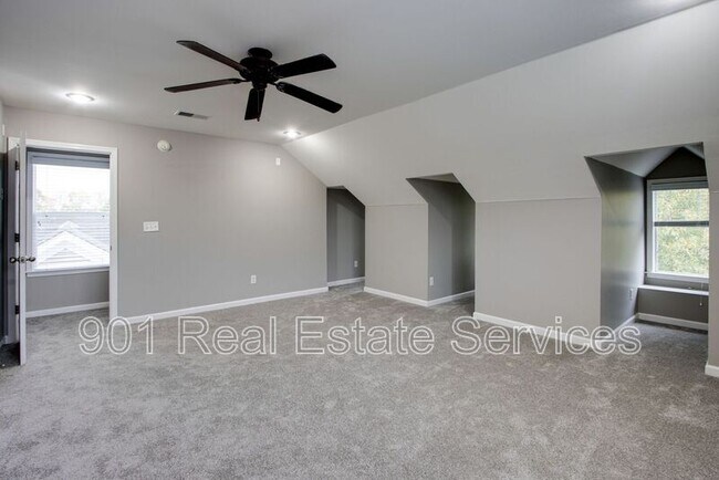 Building Photo - 1413 Island Town Dr