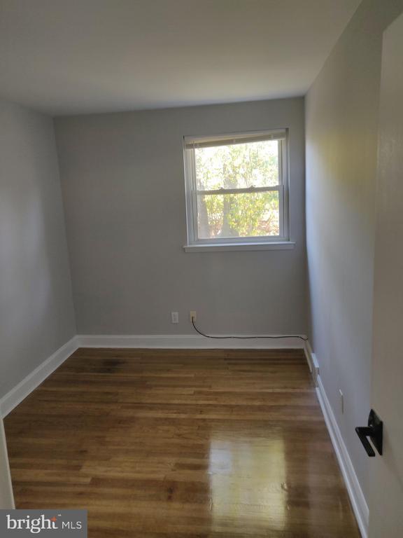 Building Photo - 3600 Genesee Pl