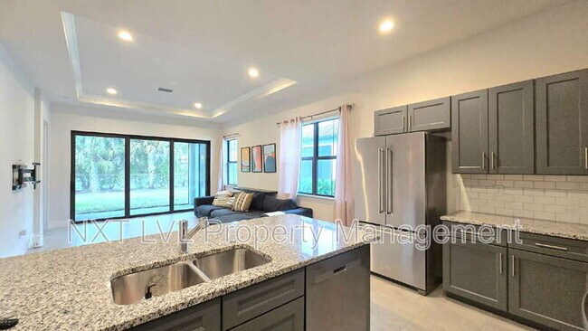 Building Photo - 14851 Loggerhead Dr