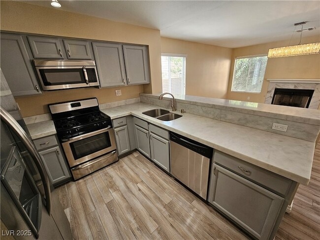 Building Photo - 2705 Kennington Cir