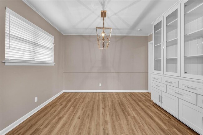 Building Photo - 509 Dean Dr